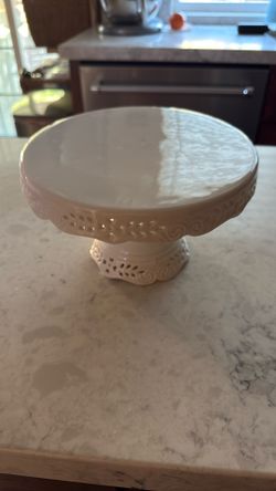 White, Mini Porcelain Cake stand