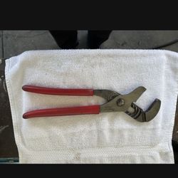 SNAP ON AWP120 PLIERS