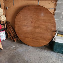 Free solid maple table