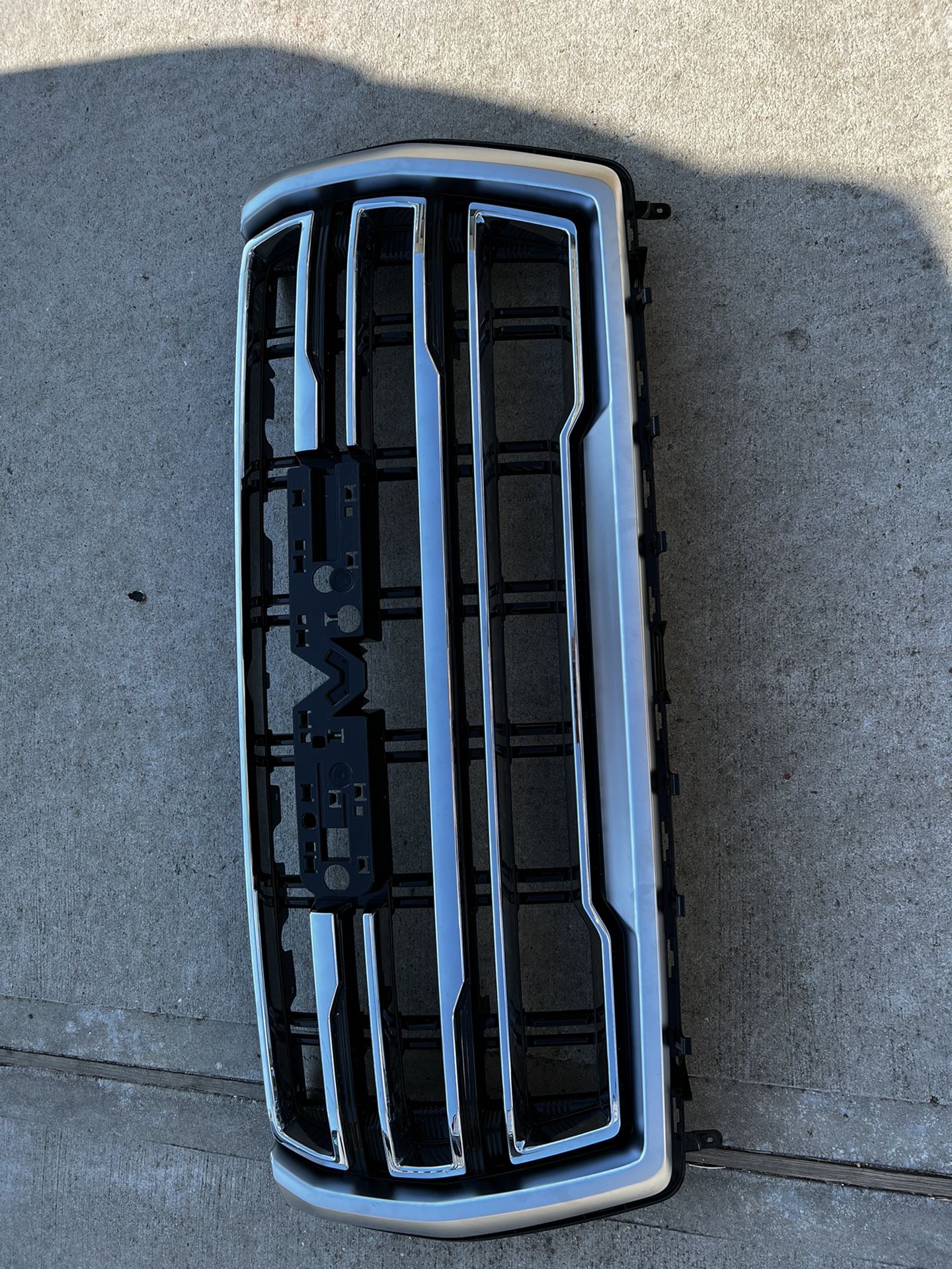 2022 OME Yukon GRILL .