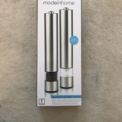Modernhome Gourmet Electric Salt & Pepper Grinder Set