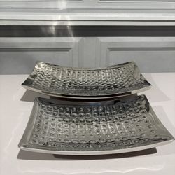 Christian Siriano Silver color platters, Hand Wash Only 