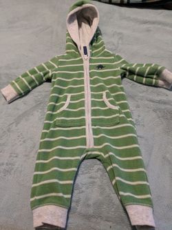 Carter's size 3 month old