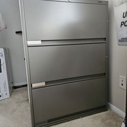 3-shelves Metal Filing Cabinet