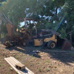 Parting out Volvo backhoe BL6 0B