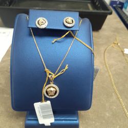 Chain Pendant And Earrings   Versa... 14k 7.5 Gr