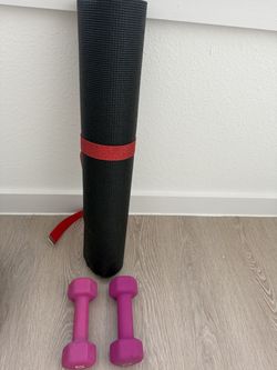 Yoga mat and 5 lb weights