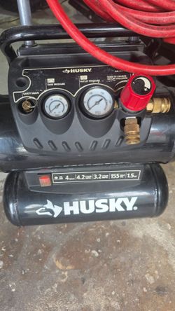 Husky 4 lb Double tanks Air Compressor.