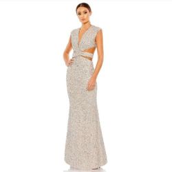 MAC DUGGAL SEQUINED CAP SLEEVE PLUNGE NECK CUT OUT GOWN DRESS SIZE 10