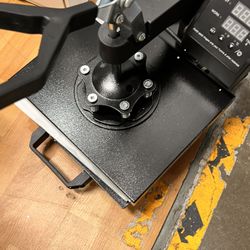 🔥 5-IN-1 Dual Display Heat Press Machine – $70 🔥  Professional 5-in-1 Heat Press Machine with dual digital display, perfect for T-shirt printing, HT