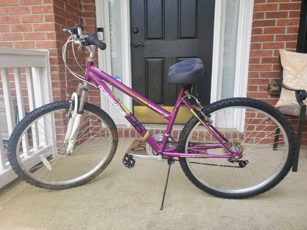 Roadmaster Granite Peak 26" Women's Mountain Bike