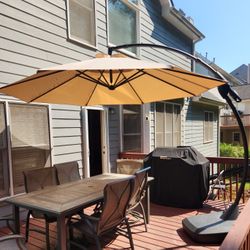 Napoli Patio/Porch Umbrella with Stand. NEEDS REPAIR