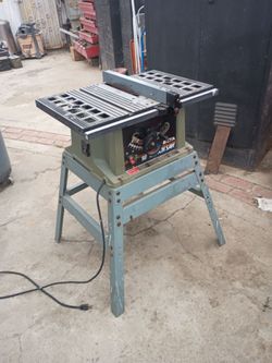 Delta 10" Bench Saw