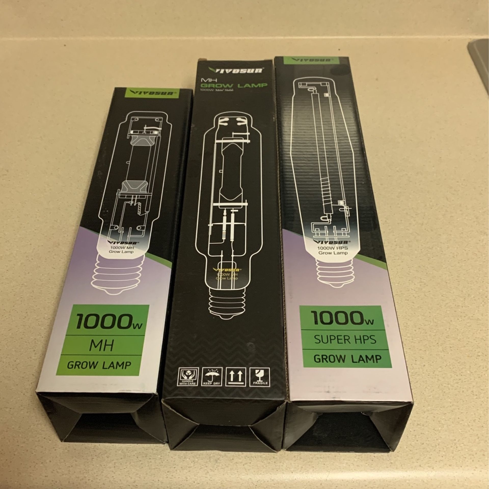 Thousand watt HPS grow lamps