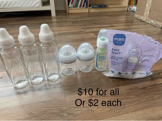 Baby bottles lot