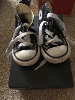 Boys toddler size 4 converse shoes