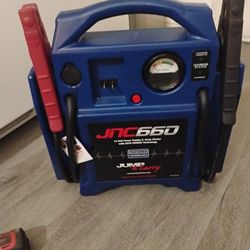 CLORE AUTOMOTIVE 12 V 1700 Peak Amp J