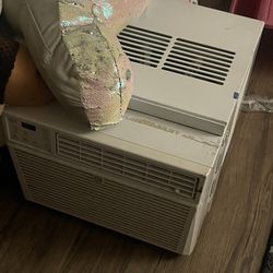 GE AIR CONDITIONER AC