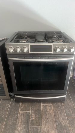 Stainless Steel Gas Range with Oven