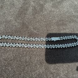 Men’s silver  chain and bracelet