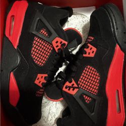 Jordan Grade school And Women’s