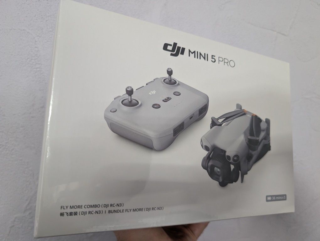 DJI mini 5 Pro fly more