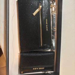 Anne Klein 2 Piece Gift Set Rhinestone Zip Clutch and Card Case Black NEW