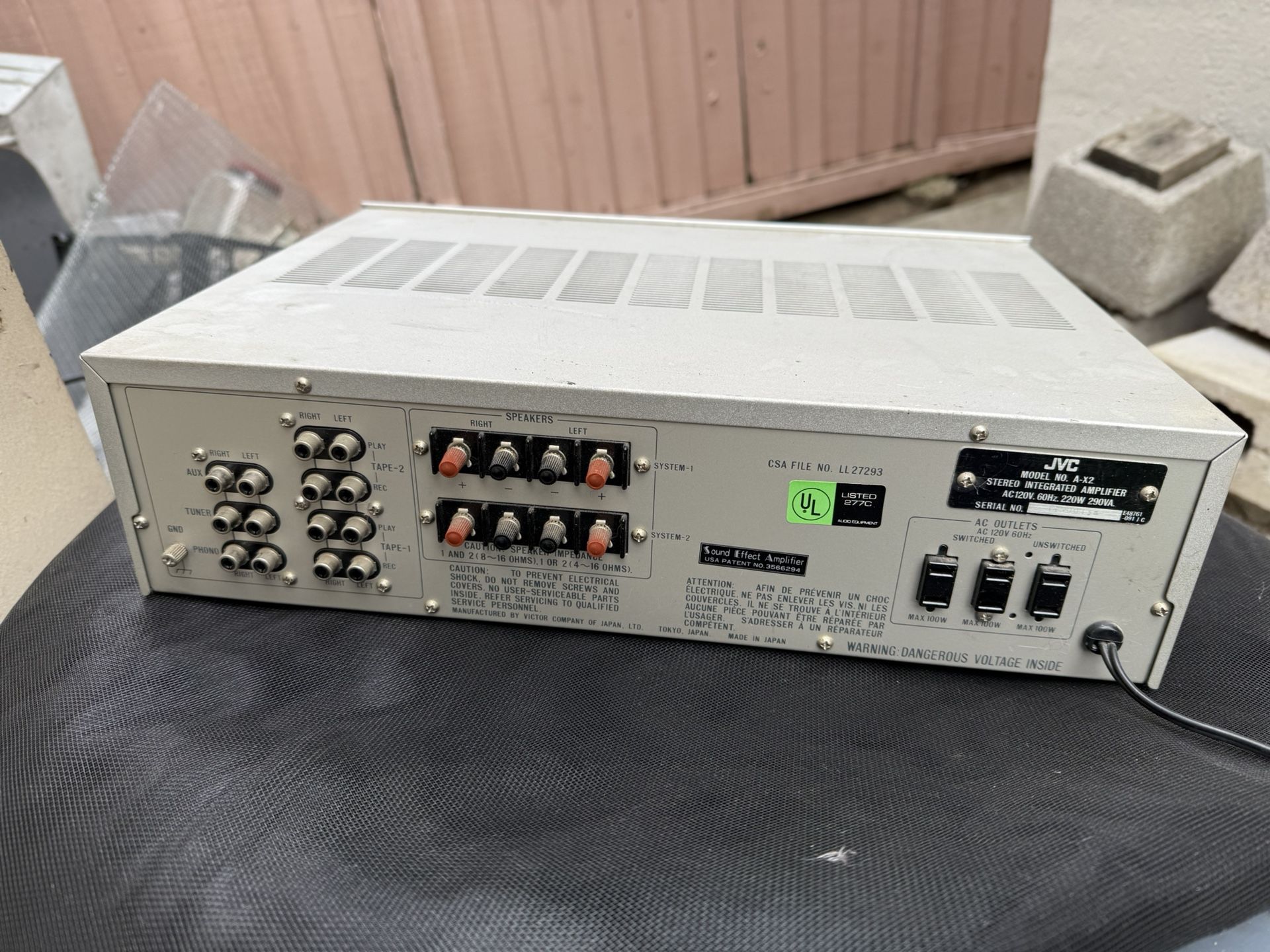 JVC STERO AMPLIFIER