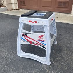 Matrix m64 Elite Motorcycle Stand