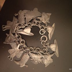 Vintage Western Themed Overfilled Charm Bracelet 