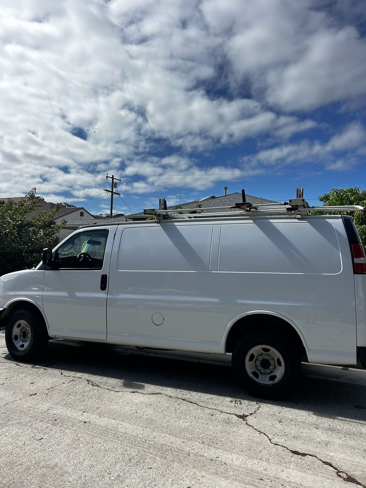 2017 Chevrolet Express 2500