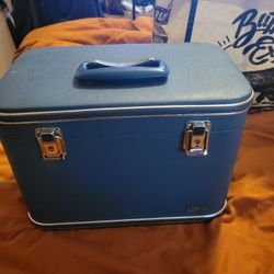 Old School Make Up Box