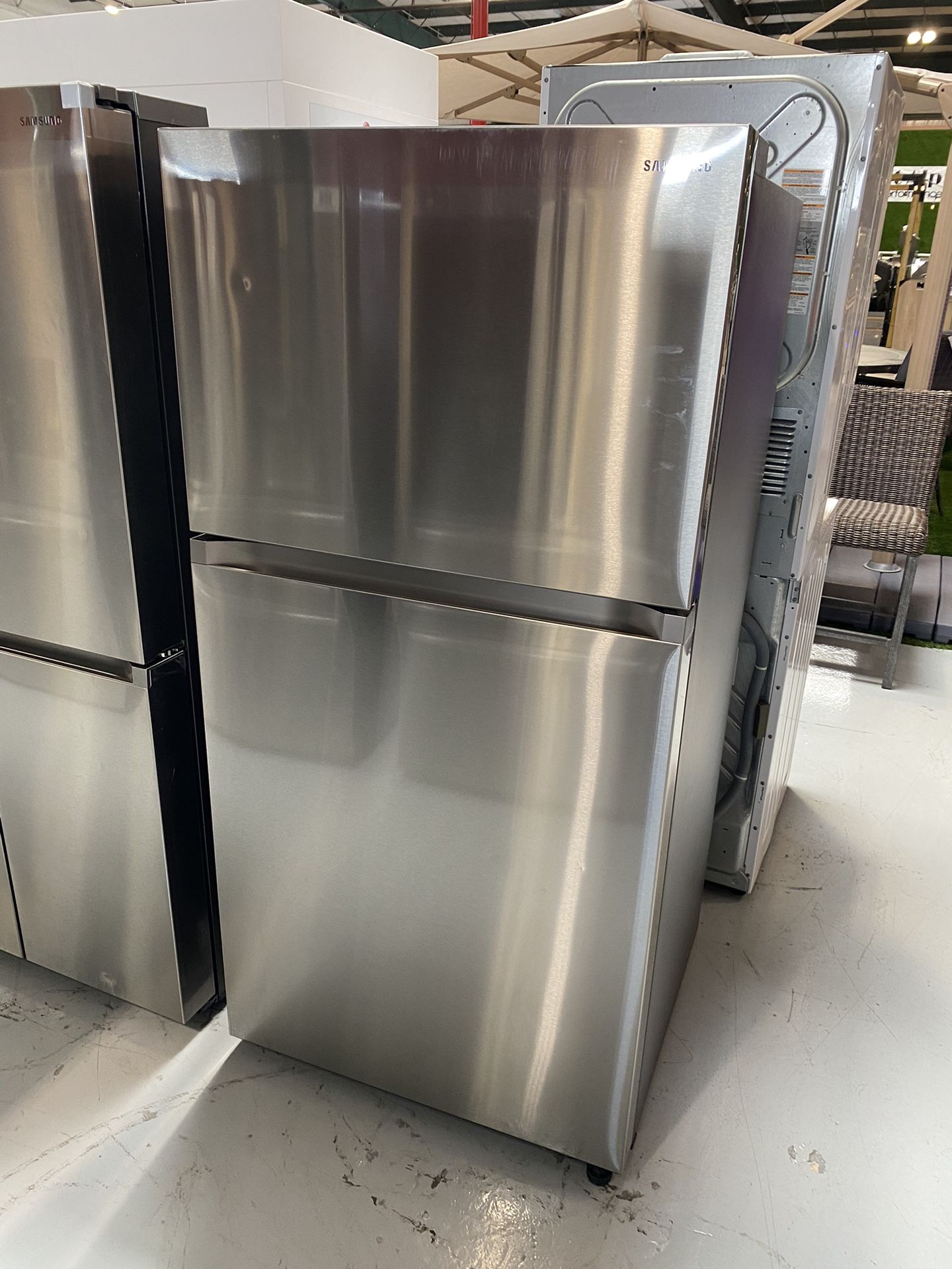 Stainless Steel 21 Cu. Ft. Top Freezer Refrigerator