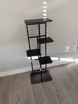 5-Tier Black Plant Stand / Display Shelf – $15
