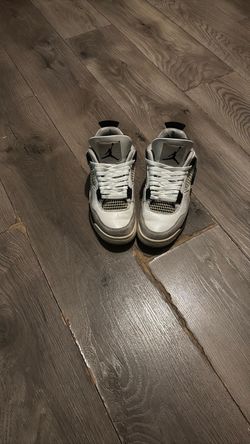 Jordan 4’s