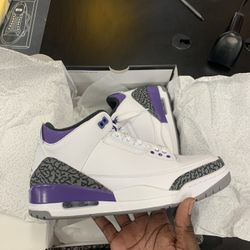 Air Jordan 3s