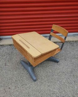 RARE VINTAGE SCHOOL DESK