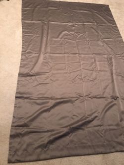 2 curtain panels 84x53.5