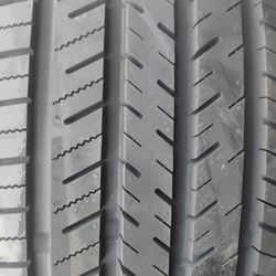 245/35R21 NEW TIRE 245/35ZR21. 