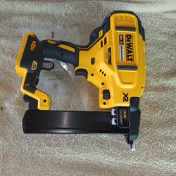 Top Rated

DEWALT
20V MAX XR Lithium-Ion Cordless 18-Gauge Narrow Crown Stapler (Tool Only)