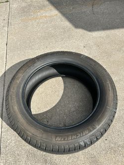 (1) Michelin Tire - 245/55/19