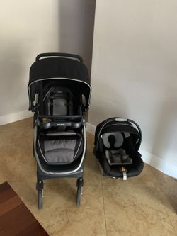 Chicco Bravo Stroller light weight With Car seat set.!!!