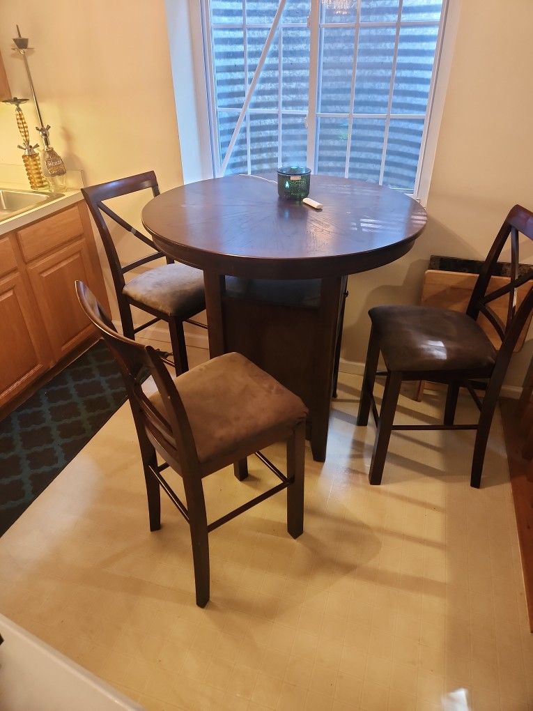 Bar Height Dining Set w/ 3 Matching Chairs
