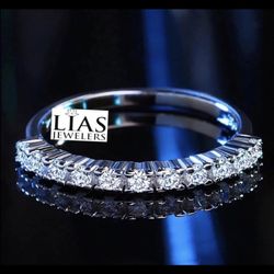 New 18k White Gold Wedding Ring 