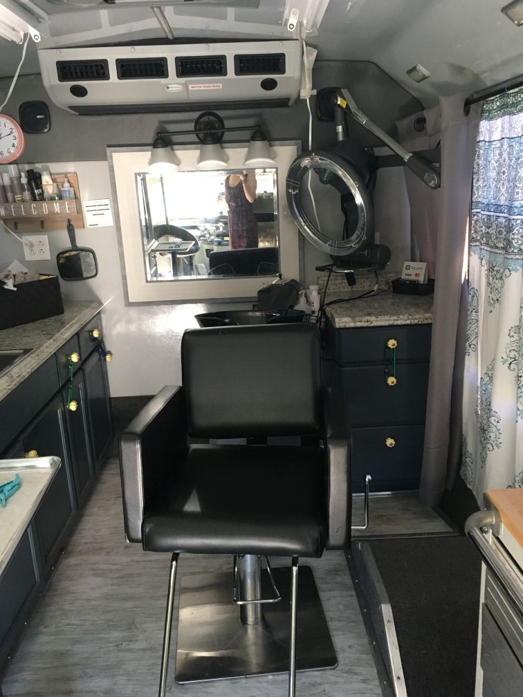 Mobile Salon