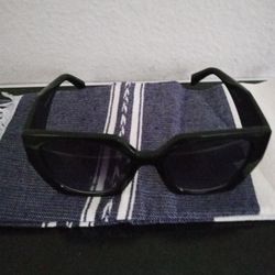 Prada Women Sunglasses 😎 For Sale 750 53/20-145. PRADA MADE IN ITALY 