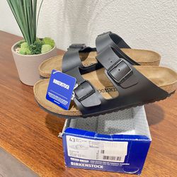 Brand new Size 10 Men’s Birkenstocks. Black With Tags And Box.