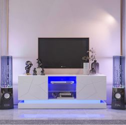 White High-Gloss LED Entertainment Center / TV Stand | Modern & Premium Finish