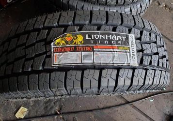 285/70/17 Set De Llantas AT