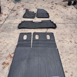 24 Chevy Trax Rubber Floor Mats And Trunk Mat